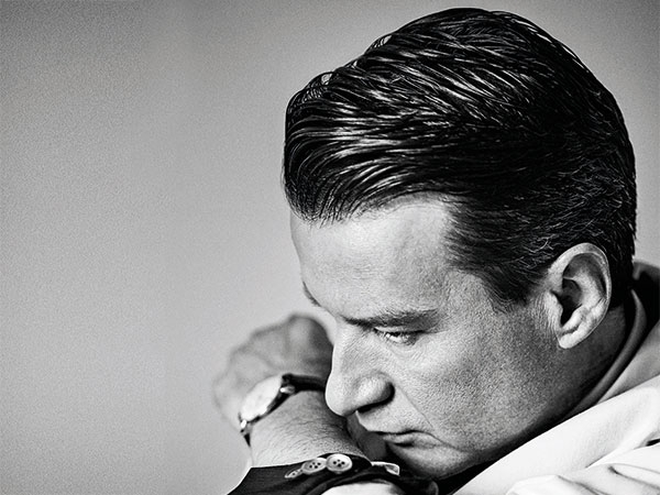 خبير العطور لدى دار غيرلان تييري واسر...