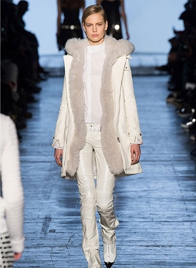 عرض Diesel Black Gold للأزياء الجاهزة لخريف وشتاء <strong  dir='ltr'>2014/2015</strong> من نيويورك