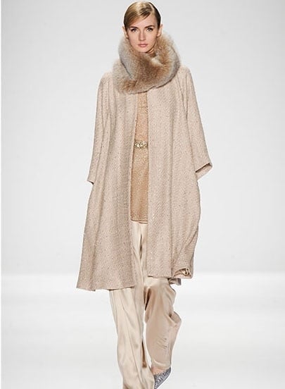 عرض Badgley Mischka للأزياء الجاهزة لخريف وشتاء <strong  dir='ltr'>2014/2015</strong> من نيويورك