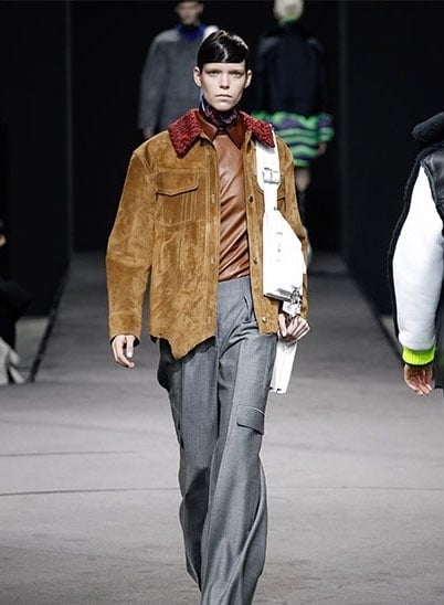 عرض Alexander Wang للأزياء الجاهزة لخريف وشتاء <strong  dir='ltr'>2014/2015</strong> من نيويورك