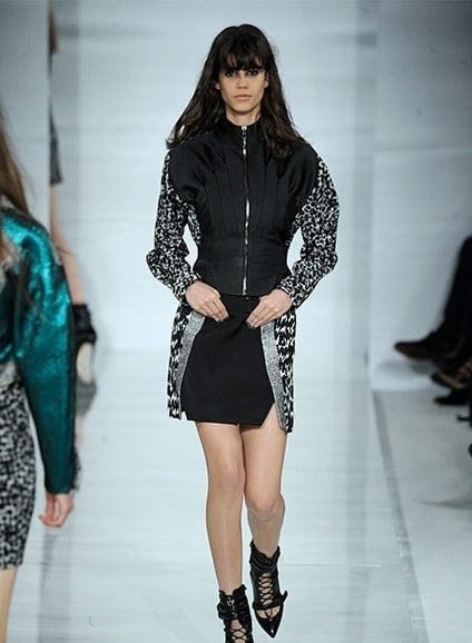 عرض Antonio Berardi للأزياء الجاهزة لخريف وشتاء <strong  dir='ltr'>2014/2015</strong> من لندن