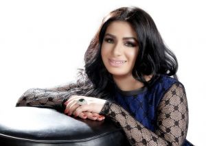 الإماراتية 'حصه' تعايد ببسمة أيامي 