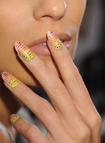 طلّتك لا تكون كاملة دون الأظافر