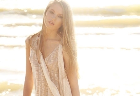 ألوان ناعمة مع حرير ودانتيل وقطن لصيف على الشاطئ...