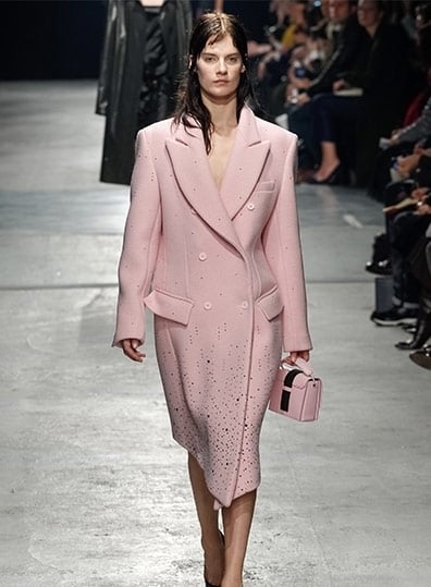 عرض Christopher Kane للأزياء الجاهزة لخريف وشتاء <strong  dir='ltr'>2014/2015</strong> من لندن