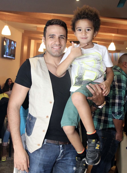 محمد نور وابنه