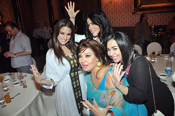 فيفى وابنتها هنادي ودرة وإيمي سمير غانم