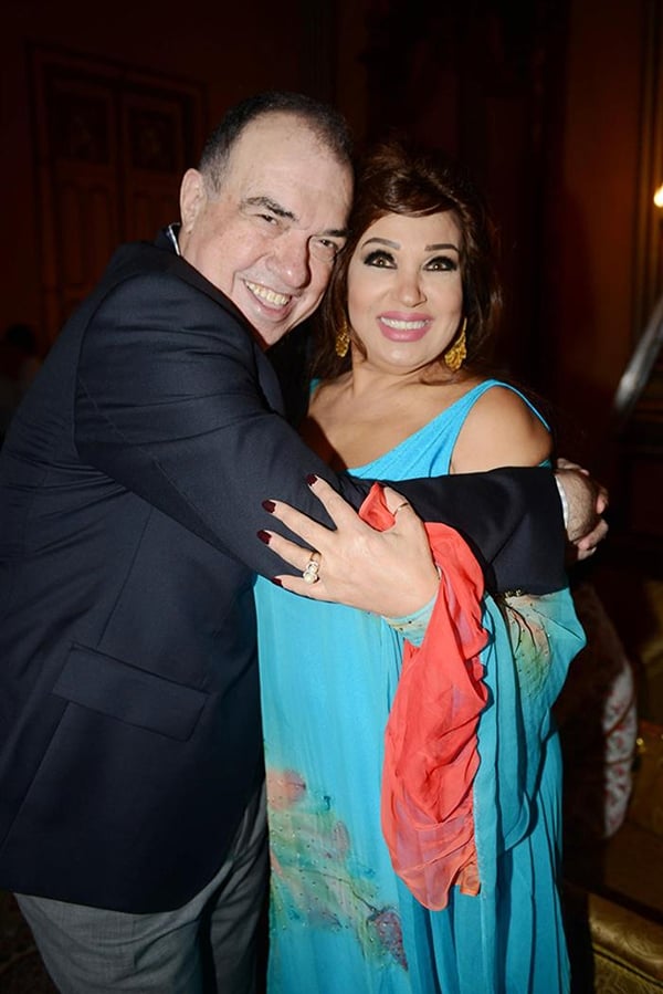 سعادة من فيفي عبده وزوجها محمد الديراوي