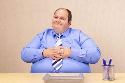 الموظفون البدناء أقل إنتاجية في العمل!