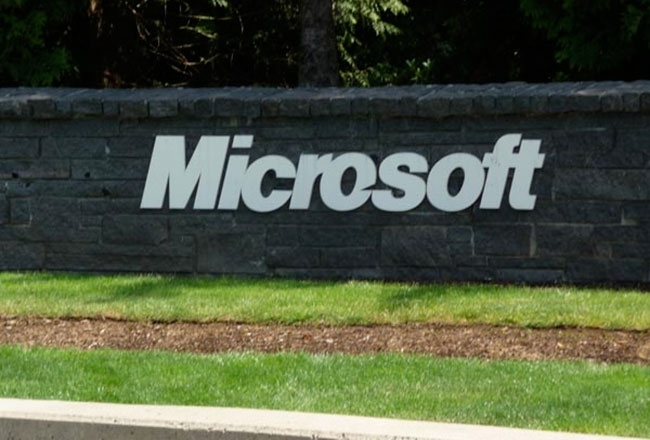 'مايكروسوفت' Microsoft و 'إتش بي' HP تعتزمان إطلاق حاسوب محمول بسعر 200 دولار