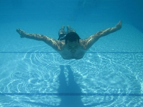 مأساة دفعت لبناني لاختراع جهاز يحمي من الغرق