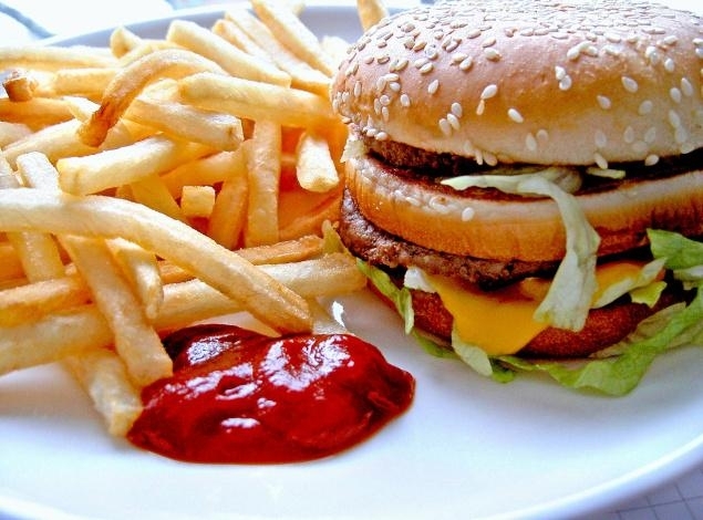 دراسة- الطعام في المطاعم الفاخرة أخطر من الوجبات السريعة!