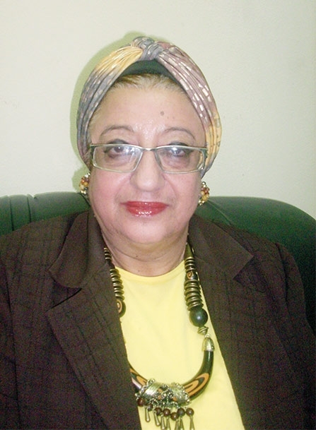 الدكتورة عزّة كريم