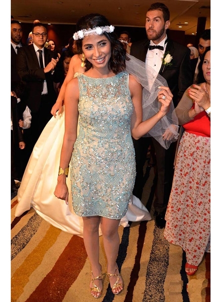 روبي ترتدي طرحة الفرح