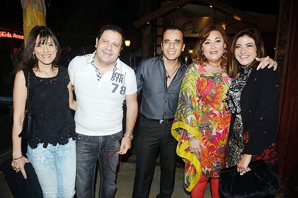 إدوارد وزوجته ونهال عنبر وهيدي كرم