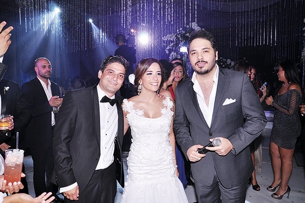 رامي عياش والعروسان