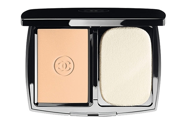 ارتقي بجمالك من العادي إلى المترف باختيارك من المستحضرات...