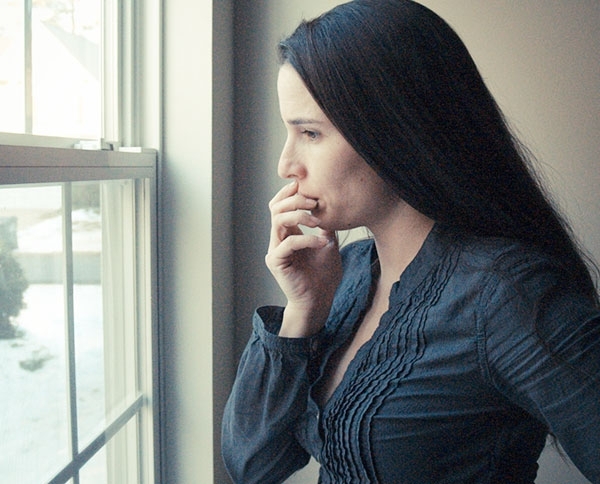 فحص دم جديد يتنبأ بحالات الانتحار!