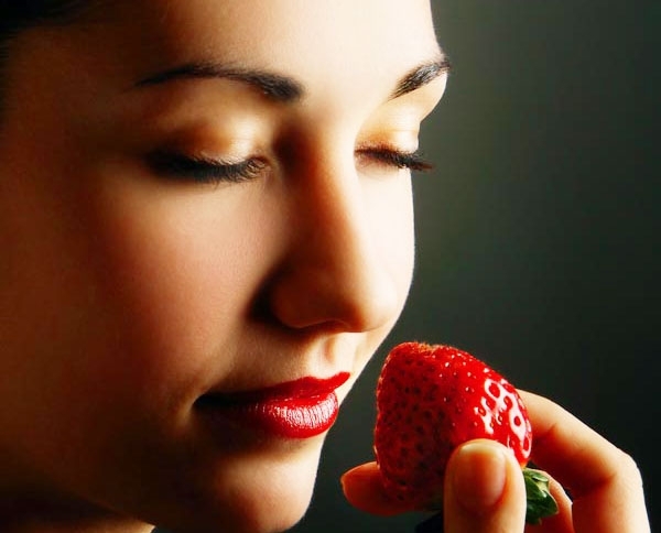 <strong  dir='ltr'>احذري</strong>! الأطعمة الدسمة تفقدك حاسة الشم