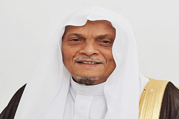 الدكتور أحمد المعبي 