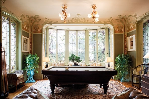 زيارة خاصة إلى منزل Louis Vuitton مشغل آنيير حافظ تراث الإسم العريق وحارس تطوّره