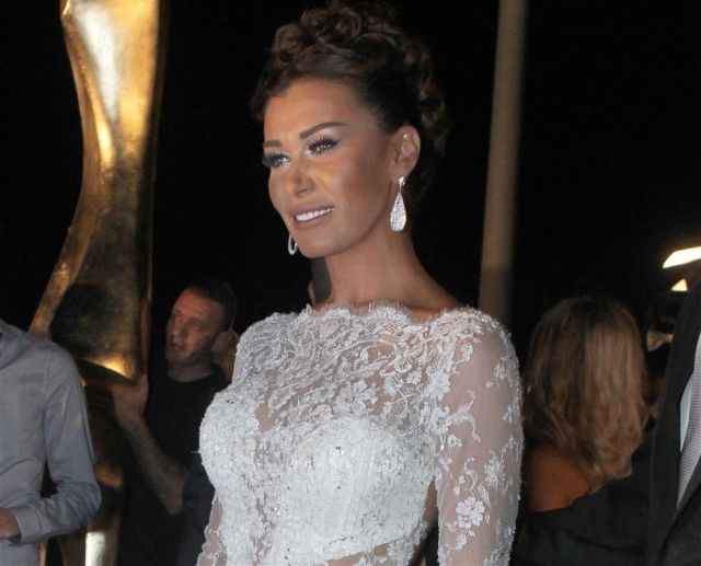 نادين الراسي: كارمن لبُّس شرّيرة!