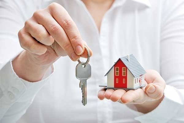 فيديو لمفتي مصر السابق أثار جدلاً واسعاً: استأذن زوجتك قبل العودة إلى البيت!