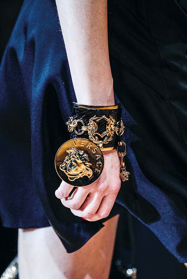 الأكسسوارات 