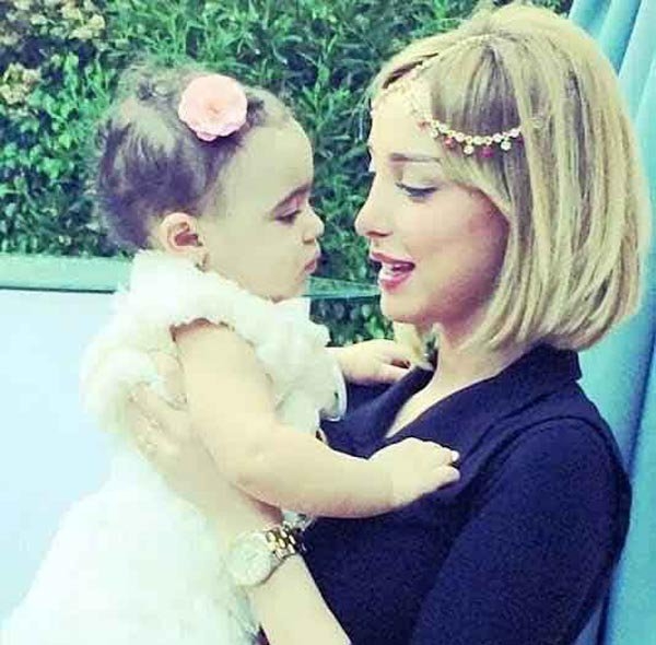 بسمة بوسيل تكسر محظور تامر حسني وتنشر أول صورة واضحة لابنتهما