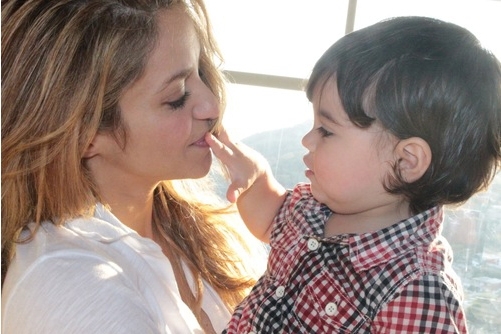 فيديو وصور- <strong  dir='ltr'>51</strong> معلومة لا تعرفونها عن 'امتنان مبارك' أو شاكيرا