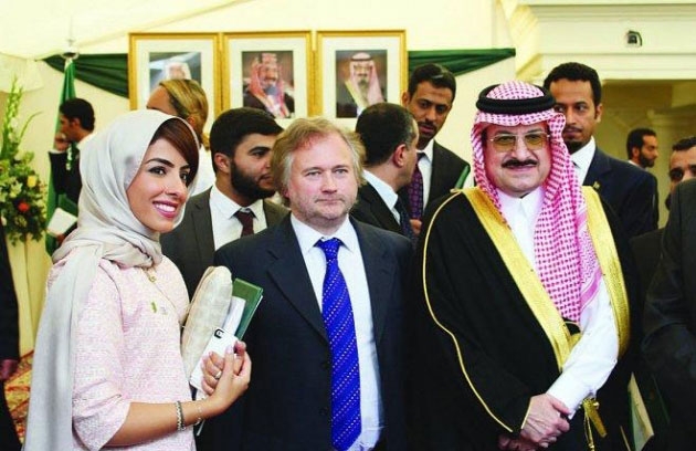 من هي الفتاة السعودية التي جعلت الشيخ عبدالله بن زايد يغرّد لها؟