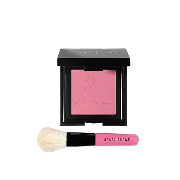 ماركات التجميل لدى شركات Estée Lauder تكرّس نفسها لمحاربة سرطان الثدي