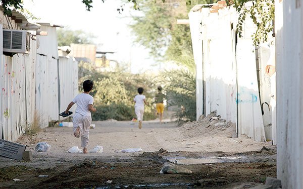 في الكويت: أطفال الشوارع من البدون والذين شرَّدتهم الحروب