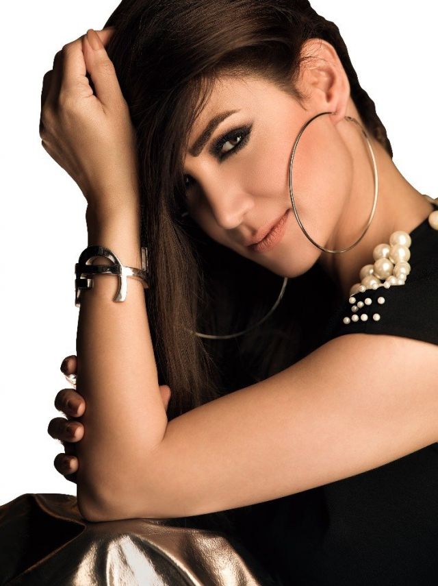 ديانا حداد تعايد جمهورها بأغنية