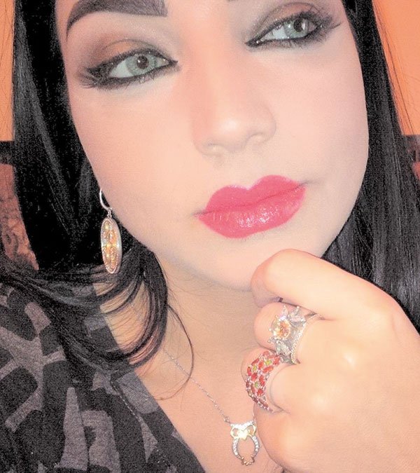 الزميلة مايا بنوت