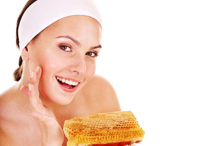 قناع العسل للبشرة المتألقة
