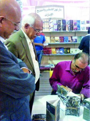 «جسد للبحر... رداء للقصيدة» جديد موسى حوامدة