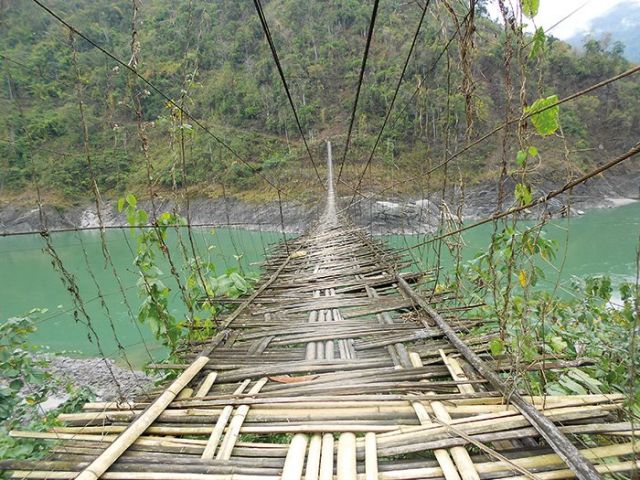 نهر براهماتورا في بنغلادش 