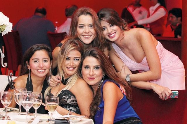 رانيا بريكر و جوزيه ريتا عزيزي و ليليان دو قرطباوي و ايليز حايك و ستيفاني جريس