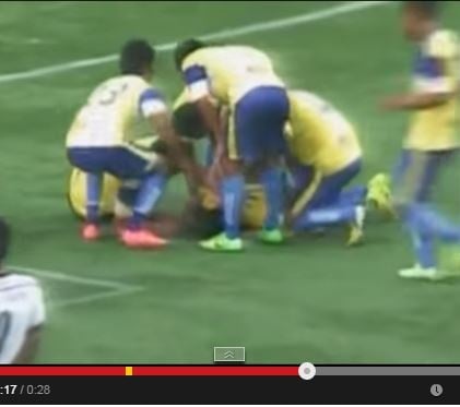 فيديو مأساوي - وفاة لاعب هندي خلال احتفاله بتسجيل هدف
