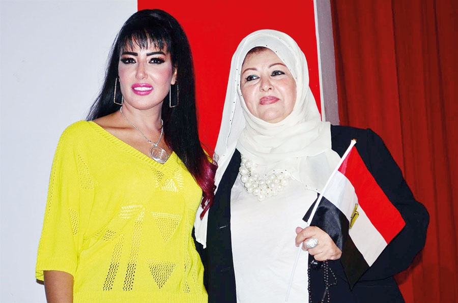 أمنية سمية الخشاب