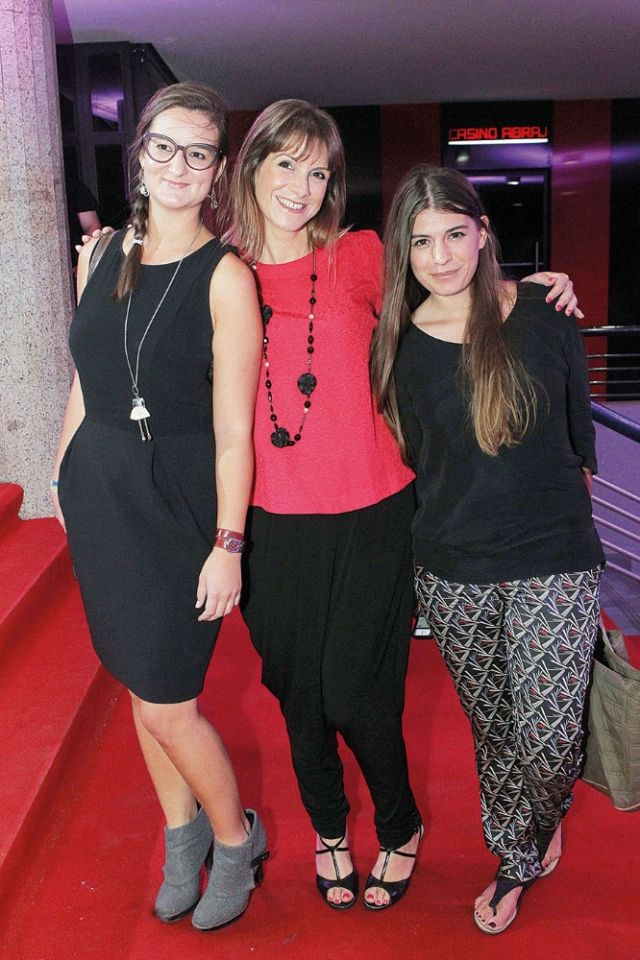 ستيفاني لوتوكيز ولوسي لانغيه وليا بيلوت