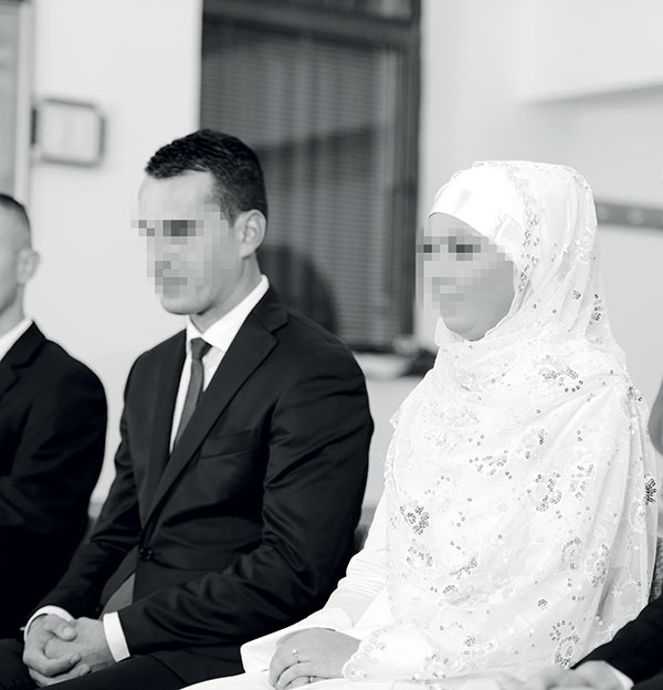 المهور الباهظة وتعنّت الآباء أهم أسباب «العنوسة» في السعودية