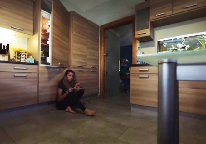 هل تعانين من مشلكة الأكل في منتصف الليل؟ إليك الحل في ثلاث خطوات سهلة!