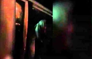 فيديو مسرّب- لحظة تلقي والدة ريحانة جباري خبر إعدام ابنتها