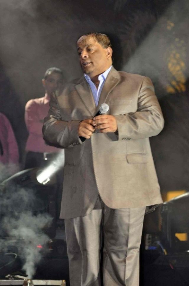 عبد الباسط حمودة