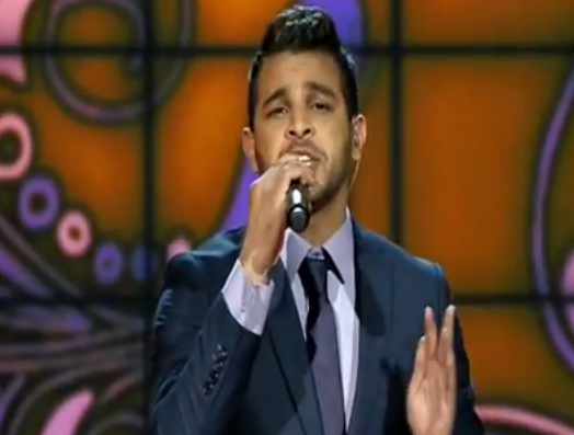 بالفيديو- محمد رشاد يغني 