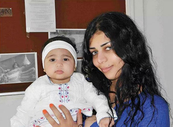 هل خطفت الراقصة الشهيرة ابنتها من دار الأيتام؟