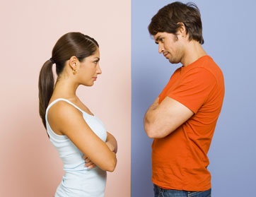 هل تساءلت يوماً ماذا يدور في عقل زوجك؟ إليك 7 أسرار عن دماغ الرجل يجب أن تعرفيها