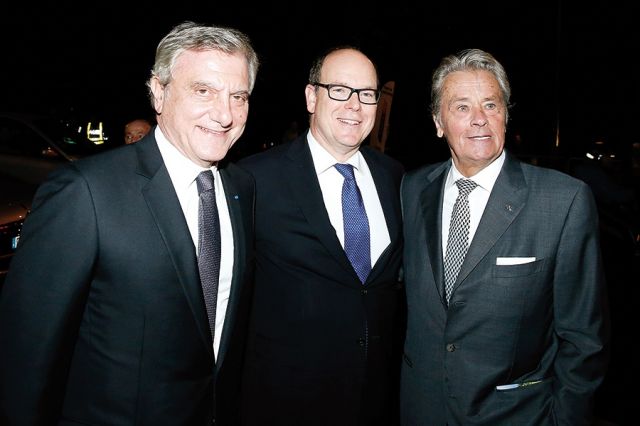 سيدني توليدانو والأمير ألبير دو موناكو وآلان دولون